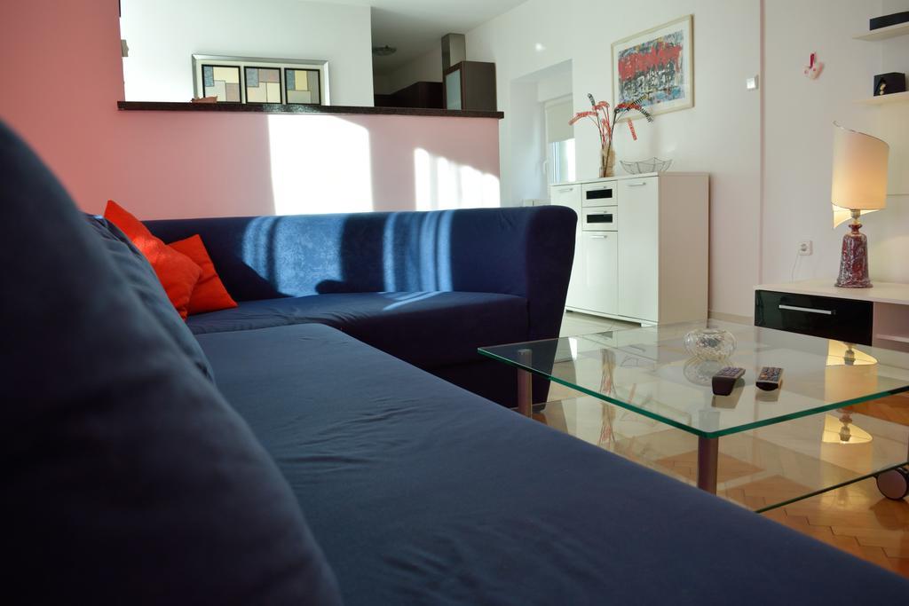 Aurelia Apartment Liznjan Bagian luar foto