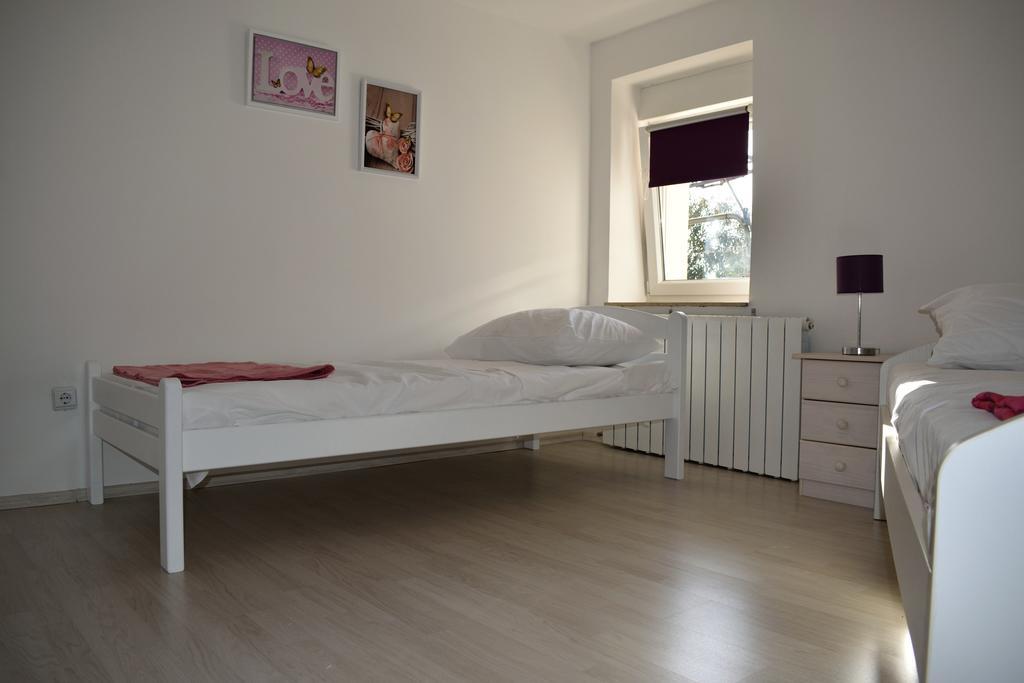Aurelia Apartment Liznjan Bagian luar foto